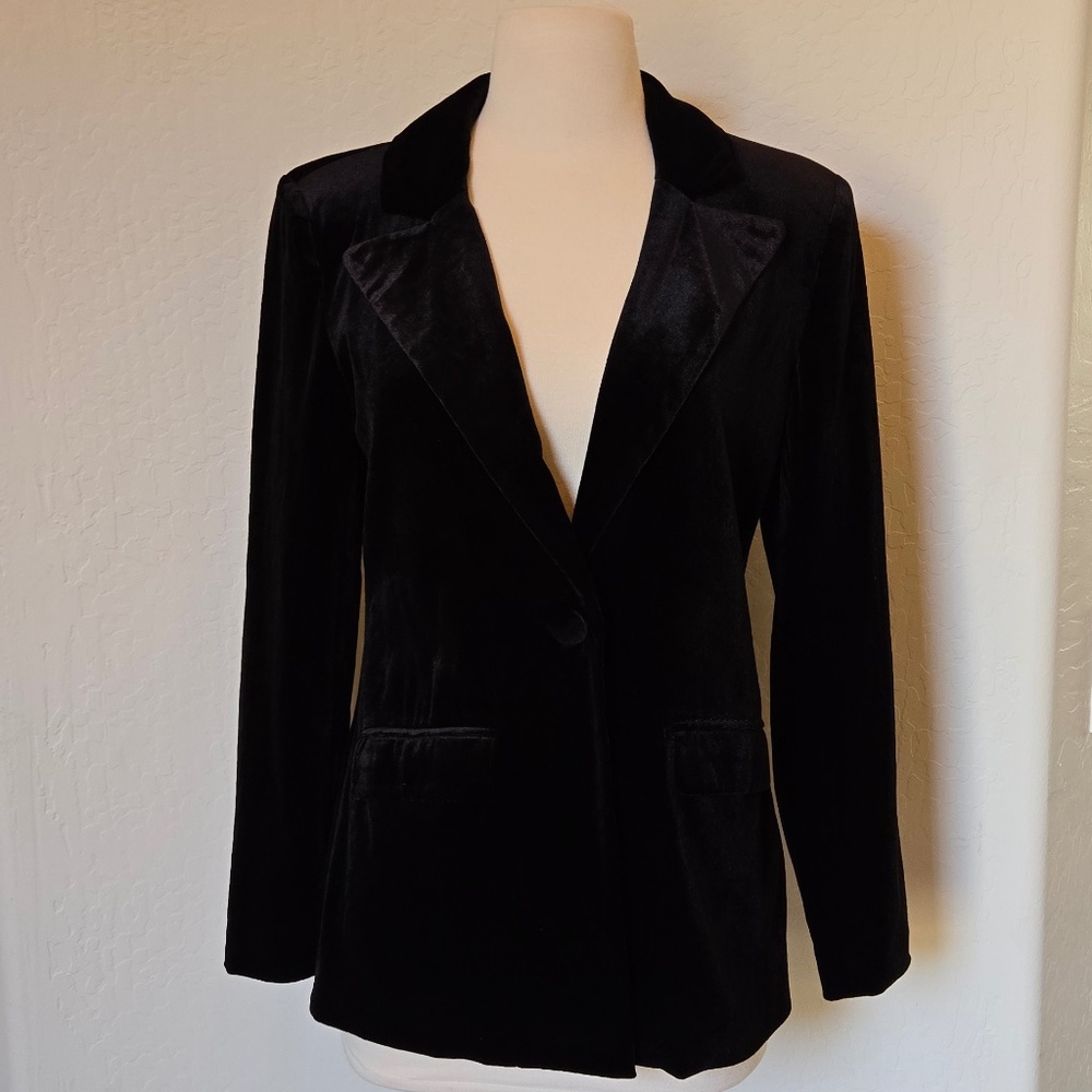 Cara Santana x Nine West Velvet Blazer